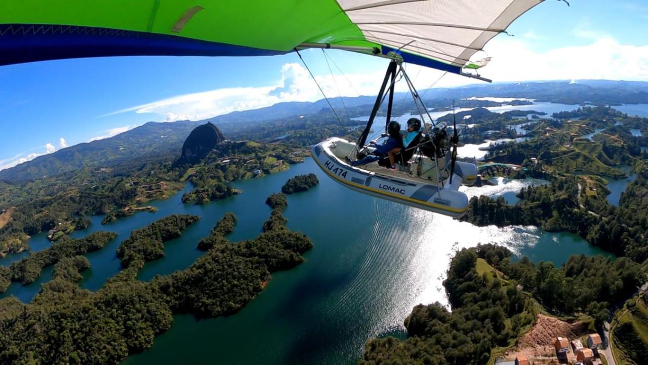 Penzion El Trebol Guatapé Exteriér fotografie